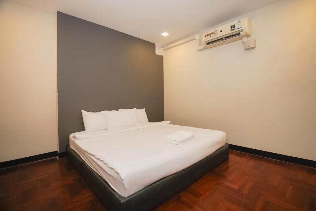 Go Inn Silom Bts St Louis V โกอินน์ สีลม 2 Bangkok Bagian luar foto