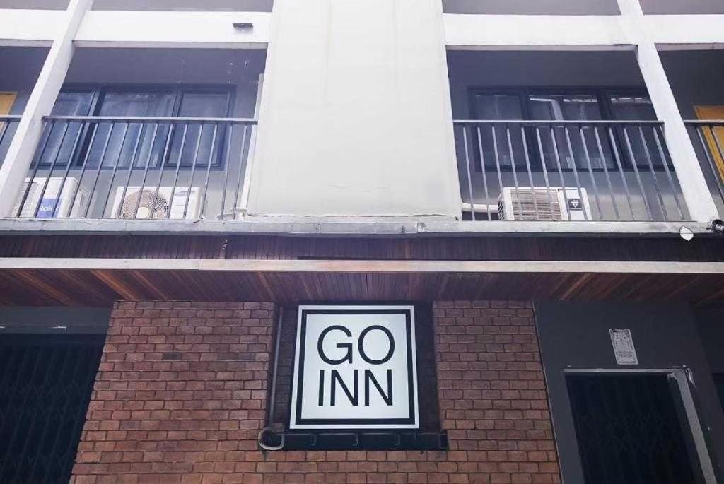 Go Inn Silom Bts St Louis V โกอินน์ สีลม 2 Bangkok Bagian luar foto